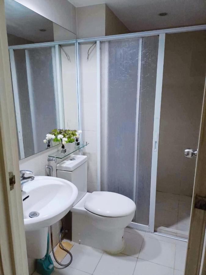 Azure Urban Resort With Wifi And Netflix Pasay Ngoại thất bức ảnh